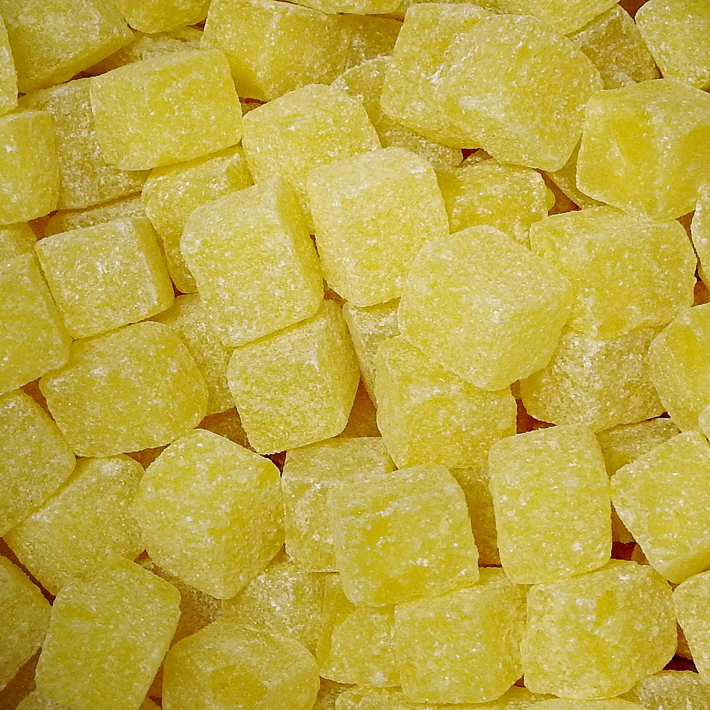 Pineapple Cubes 100g